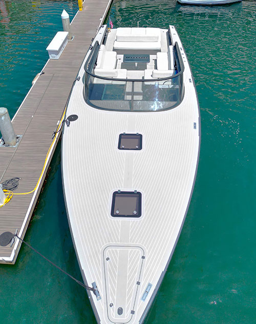 newport yacht rental